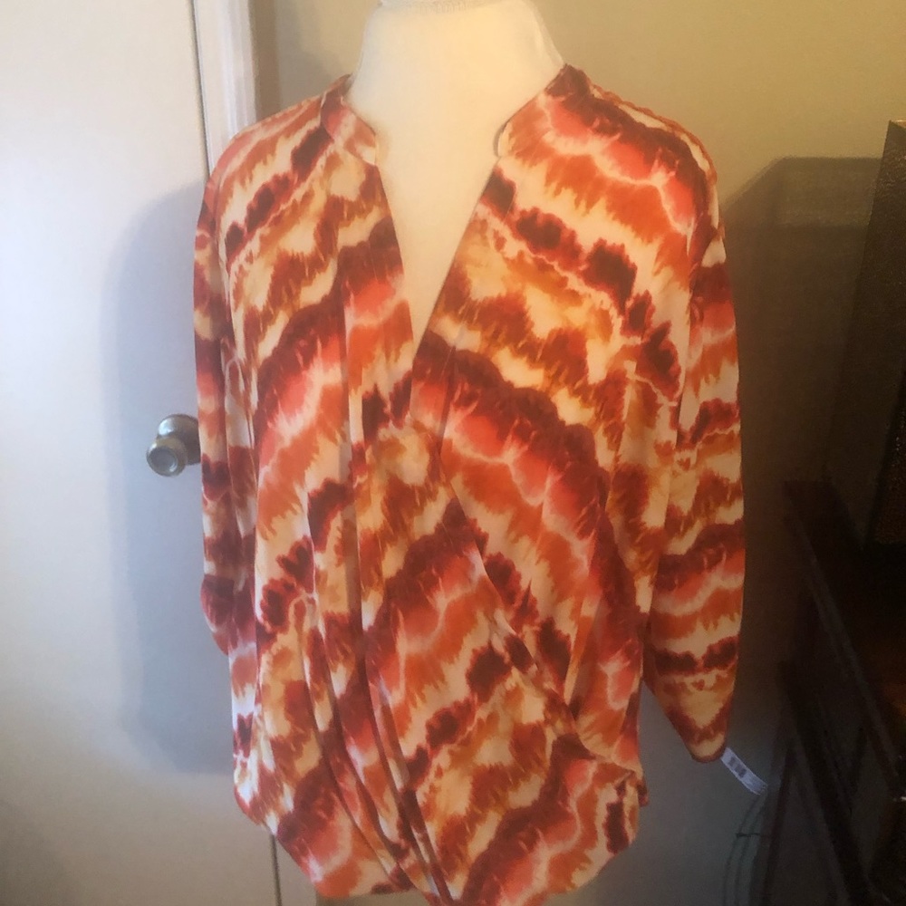 {Rue21}Faux wrap burnt orange/brown tie dye blouse